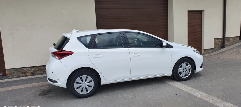 Toyota Auris cena 25900 przebieg: 270000, rok produkcji 2017 z Nowe Warpno małe 56